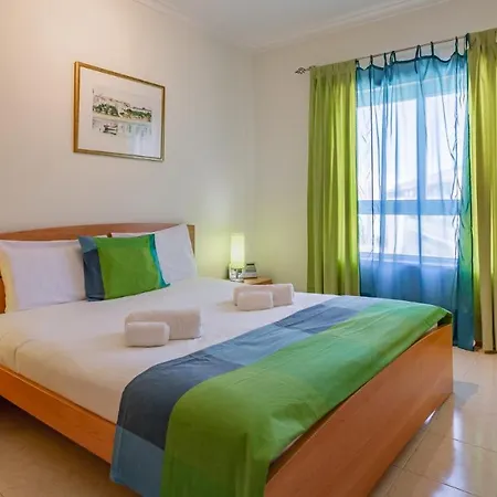 Bright & Lovesome W/ Balcony In By Lovelystay Portimão