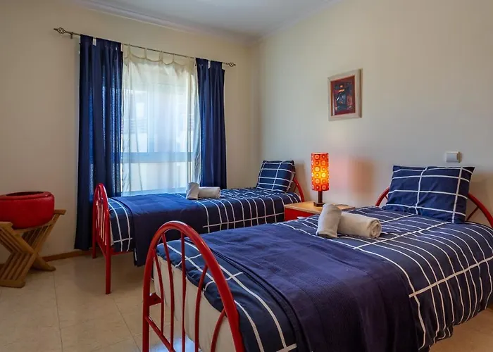 Bright & Lovesome W/ Balcony In By Lovelystay *