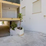 公寓 Bright & Lovesome W/ Balcony In By Lovelystay