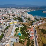 Bright & Lovesome W/ Balcony In By Lovelystay